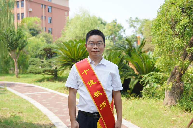 吴子政.jpg