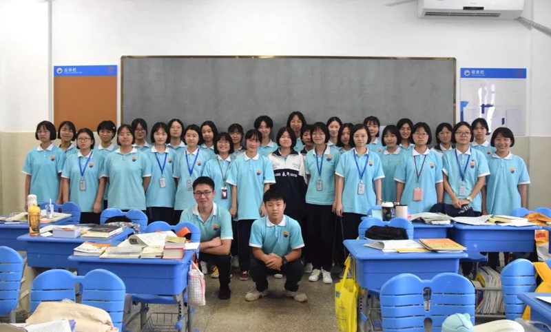 9c0feb5e14b4bde65740225c72fb8dc8.jpg