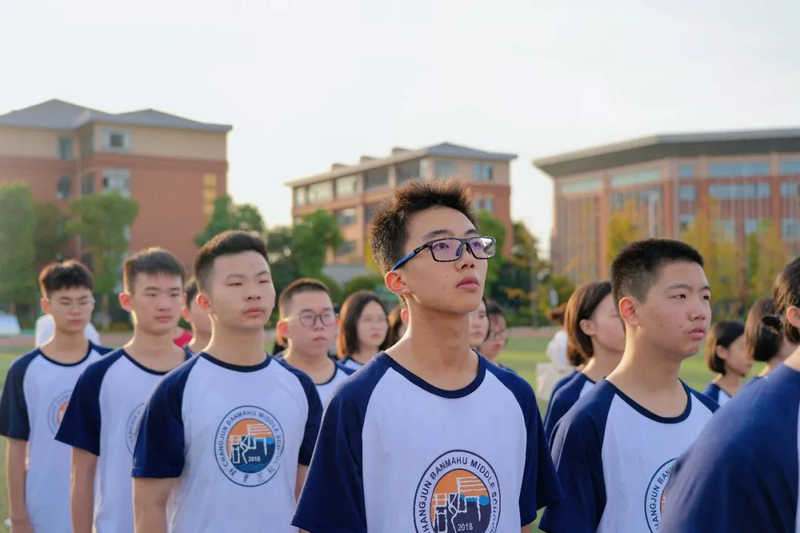 52e3d2cc88934f8139b3c9e450f46366.jpg