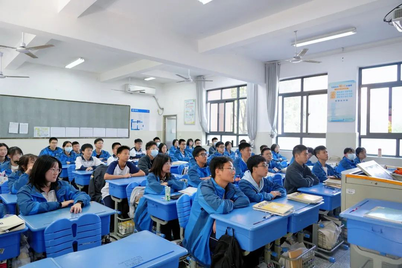 1a8894c24cae675de6a15db3cc4e2f2d.jpg