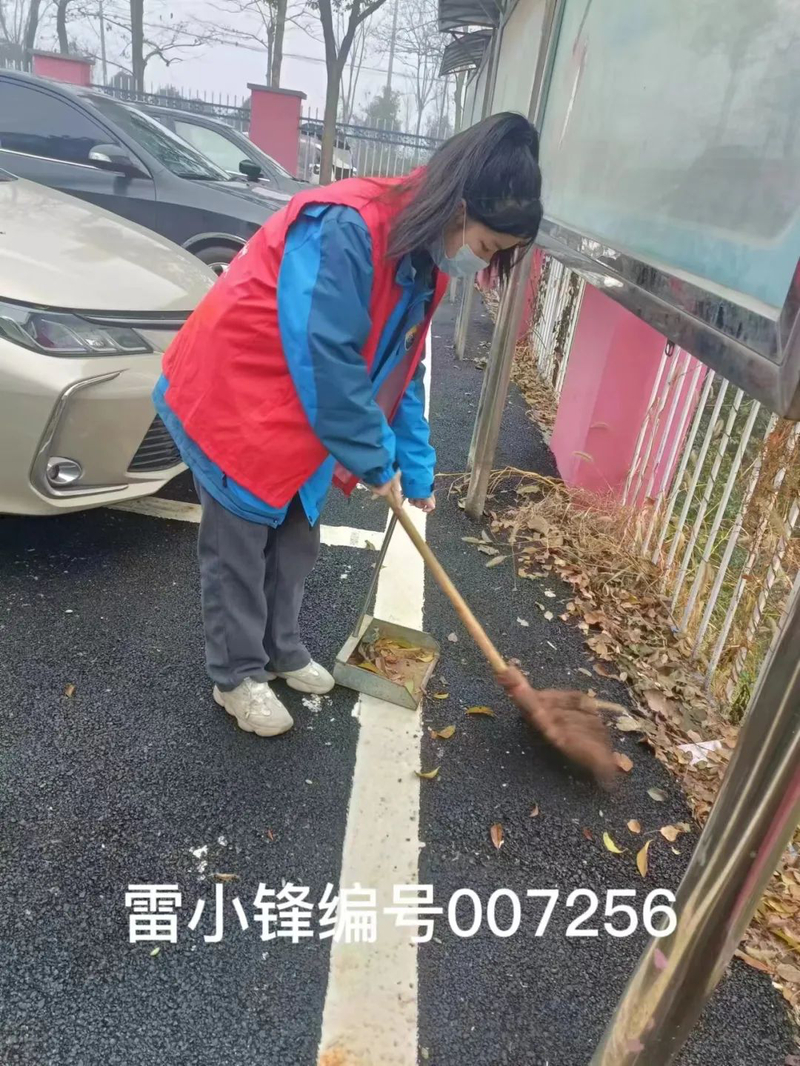 69bdbee6d337242f4afeb64f3ce324e3.jpg