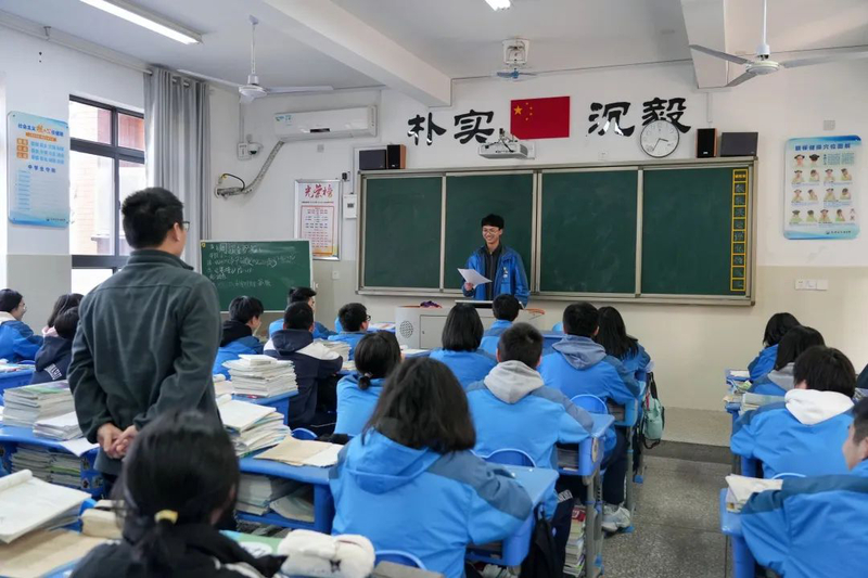 a2fe21729659b179849ef40e81c728a6.jpg